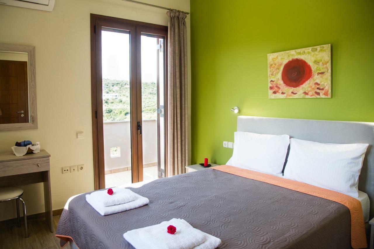 Villa Saint George Maroulas ภายนอก รูปภาพ