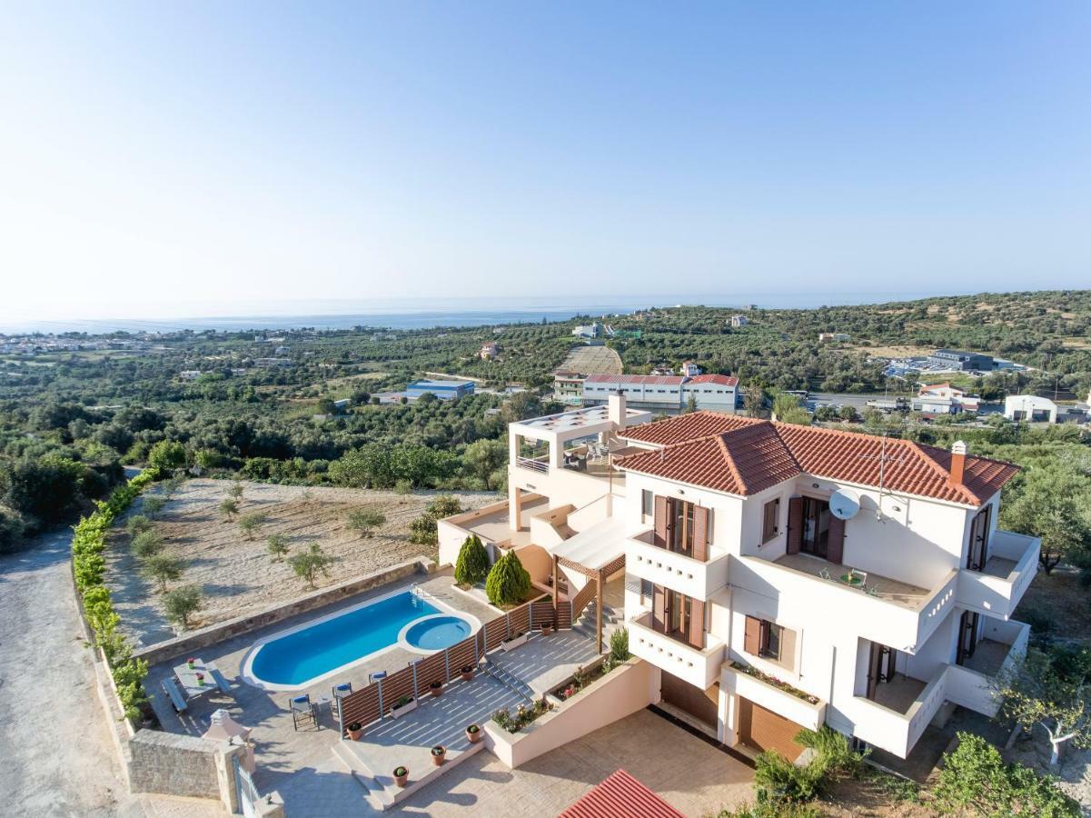 Villa Saint George Maroulas ภายนอก รูปภาพ