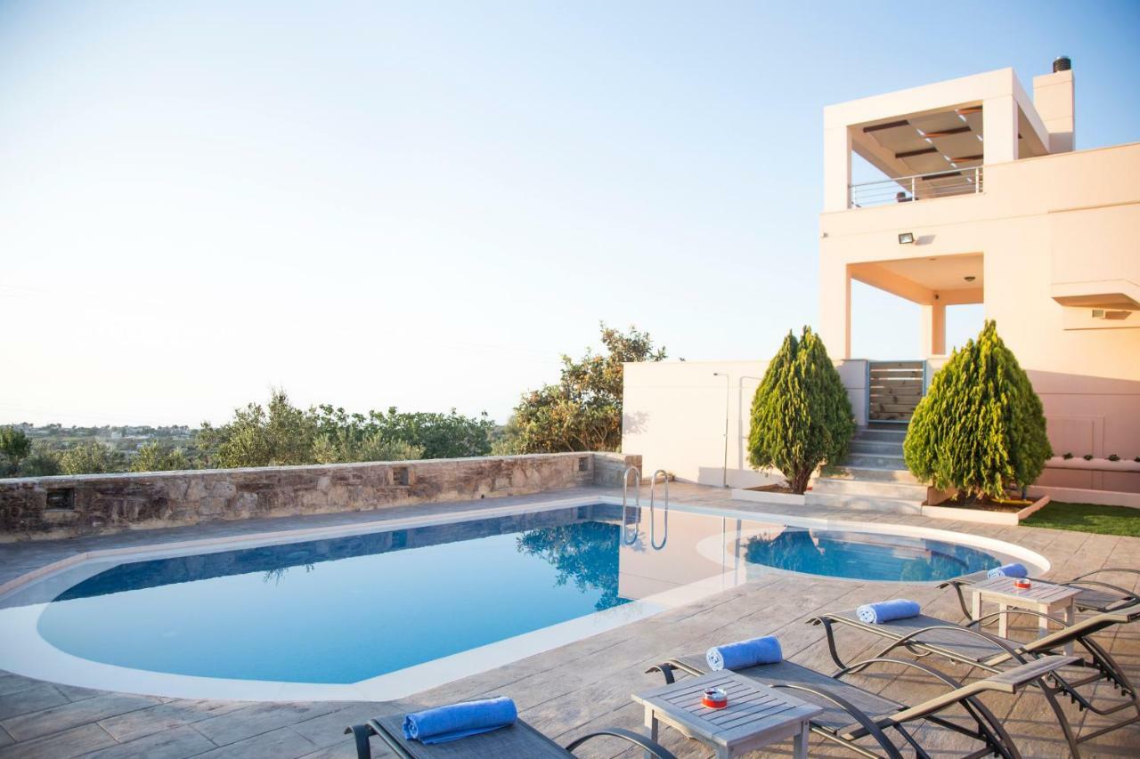 Villa Saint George Maroulas ภายนอก รูปภาพ