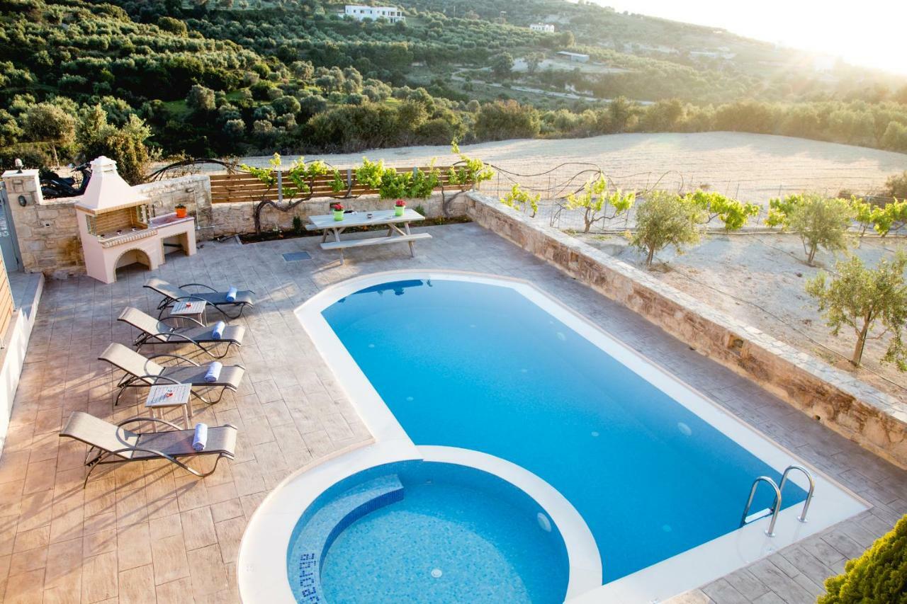Villa Saint George Maroulas ภายนอก รูปภาพ